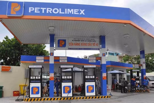 TP.HCM: Yêu cầu các cửa hàng xăng dầu phải đủ hàng, cung ứng cho người dân