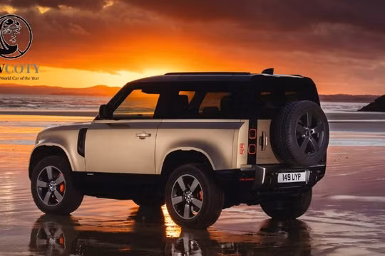 Land Rover Defender chiến thắng giải mẫu xe phụ nữ yêu thích nhất thế giới năm 2021