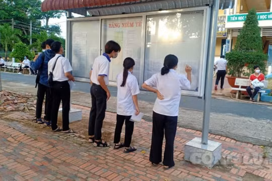 Trước giờ thi, một thí sinh ở An Giang dương tính với SARS-CoV-2