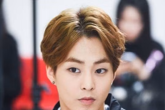 Xiumin - thành viên nhóm EXO dừng mọi hoạt động để điều trị Covid-19