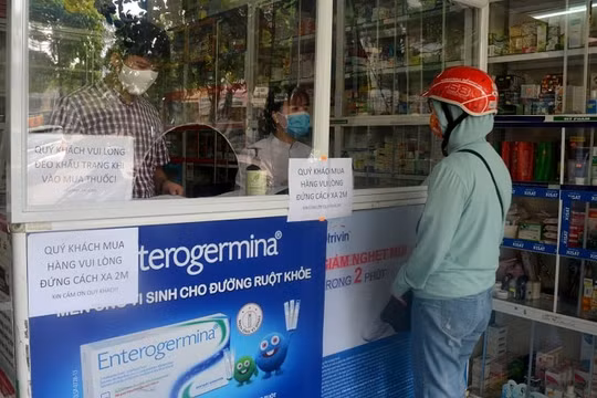 Xử lý nghiêm nhà thuốc không thông báo có người biểu hiện ho, sốt đến mua thuốc