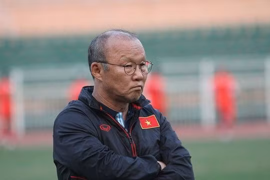 CLB Hà Nội liên tiếp báo tin không vui cho HLV Park Hang Seo