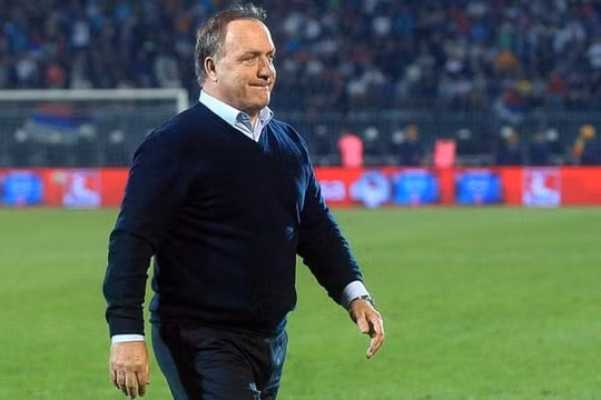 HLV Dick Advocaat từ chức vì thành tích kém cỏi ở vòng loại World Cup 2022