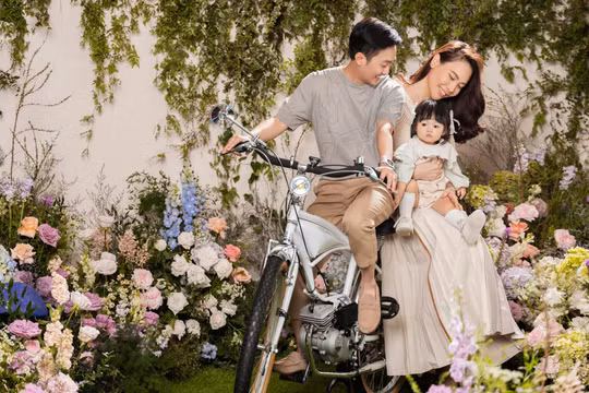 Cường Đôla dựng studio tại nhà cho vợ và con gái