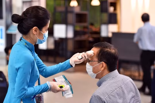 Hàng không nâng cảnh báo phòng chống dịch Covid-19 lên mức cao nhất