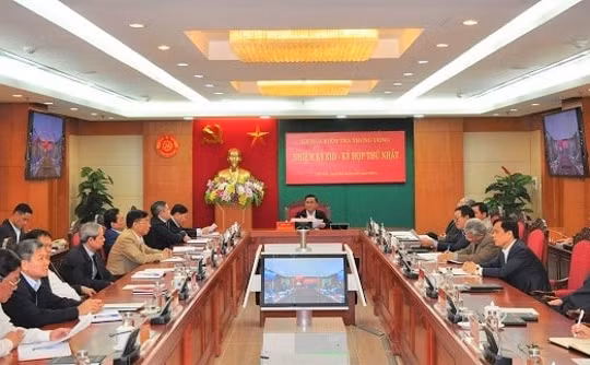 Bầu các Phó Chủ nhiệm, phân công nhiệm vụ thành viên UBKT Trung ương
