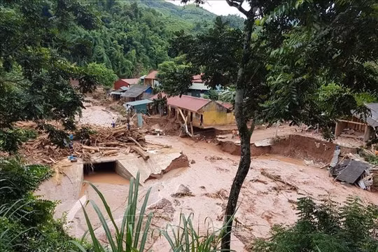 Cảnh báo nguy cơ lũ quét tại Đông Bắc Bộ và Trung Bộ