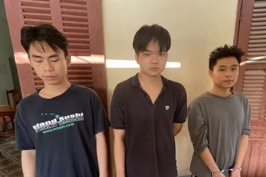 Bắt 3 sinh viên công nghệ thông tin gây ra hàng chục vụ lừa đảo với số tiền hàng tỷ đồng