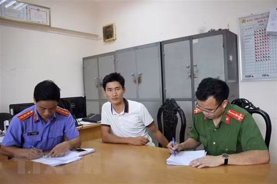 Hòa Bình: Bắt quả tang 2 đối tượng vận chuyển 3kg ma túy