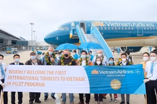 Sớm khôi phục hoạt động khai thác hàng không quốc tế thường lệ