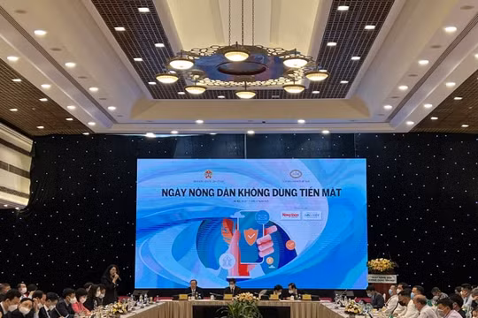 Thúc đẩy thanh toán không dùng tiền mặt ở khu vực nông thôn