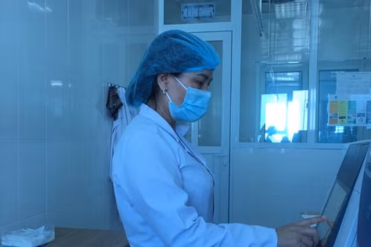 Hoa nở giữa đời thường!