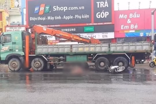 Quảng Nam: Va chạm với xe tải cẩu, người đàn ông tử vong