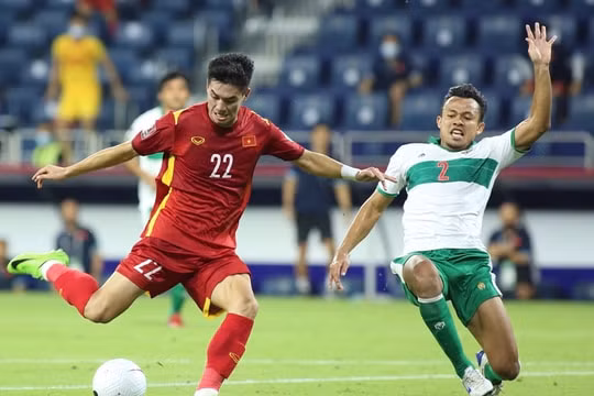 Việt Nam - Malaysia: Hiệp 1 kết thúc tỷ số 1-0 nghiêng về thầy trò HLV Park Hang Seo
