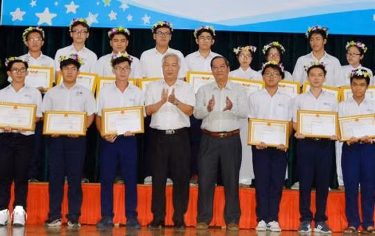 93 thí sinh đạt giải nhất trong kỳ thi học sinh giỏi quốc gia