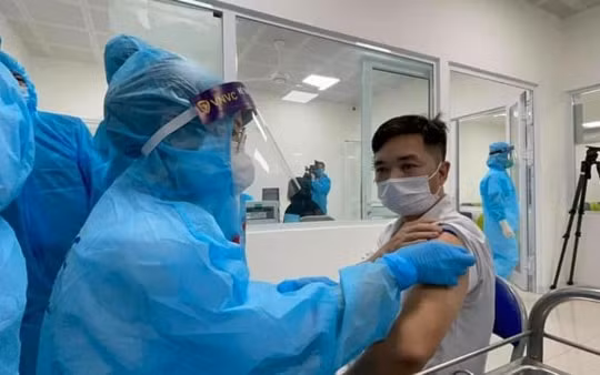 Triển khai tiêm vaccine phòng COVID-19 sử dụng vốn do UNICEF viện trợ