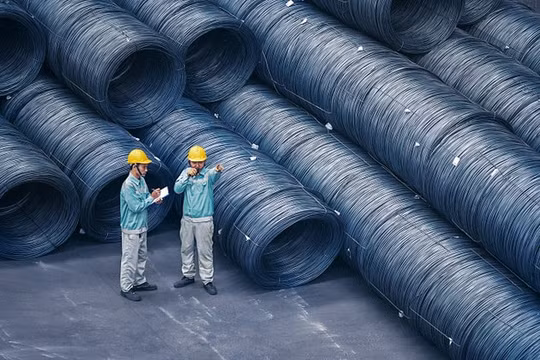 ‘Vua thép’ Hoà Phát trở thành doanh nghiệp có vốn lớn nhất sàn chứng khoán