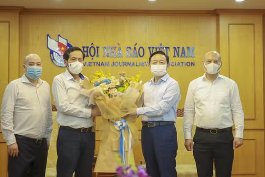 Bộ trưởng Trần Hồng Hà chúc mừng Hội Nhà báo Việt Nam nhân kỷ niệm 96 năm Ngày Báo chí Cách mạng Việt Nam