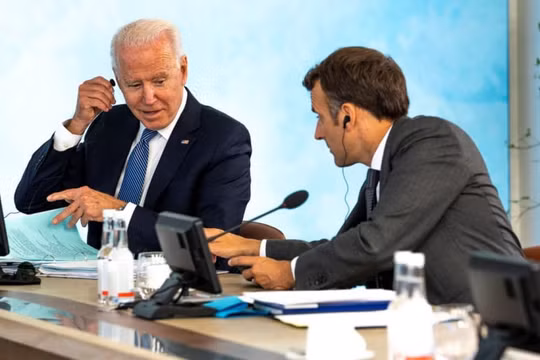 Ông Biden và Macron thảo luận về quốc phòng châu Âu