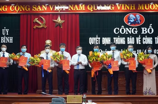 Quảng Bình: Bổ nhiệm 8 cán bộ sở, ngành