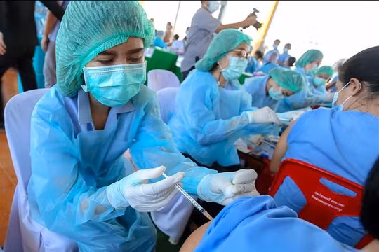 Ngày 9/6, có 10/11 quốc gia ASEAN ghi nhận ca COVID-19 mới