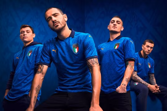 10 mẫu áo đấu đẹp nhất tại Euro 2020
