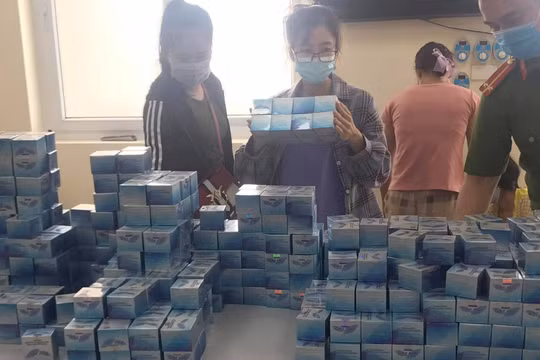 Hà Nội: Triệt phá đường dây sản xuất mỹ phẩm giả, thu giữ 1 tấn mỹ phẩm