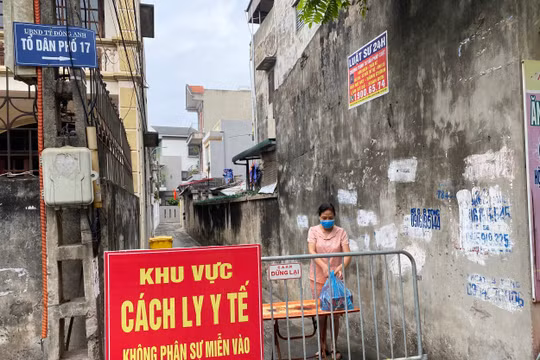 Hà Nội: Nguy cơ dịch bệnh lây lan trong cộng đồng cao