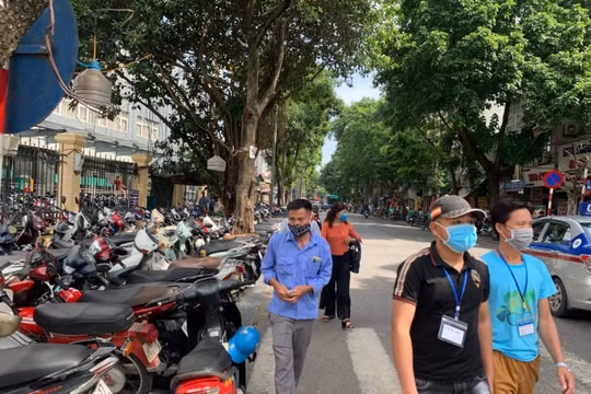 Hà Nội: 256 điểm trông giữ phương tiện, bãi xe vi phạm bị xử phạt