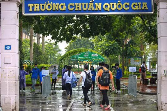 Đề thi môn Tiếng Anh tốt nghiệp THPT 2021, mã đề 408