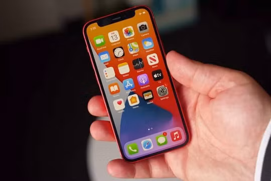 Người dùng không mặn mà với iPhone 12 mini