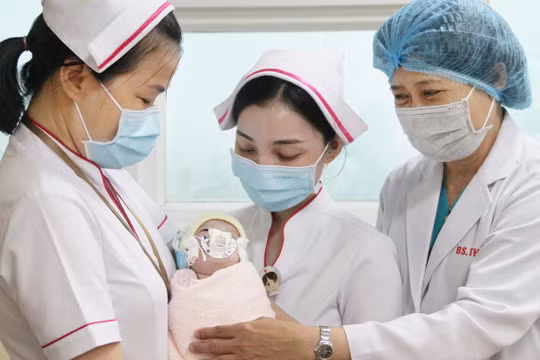 Bạc Liêu: Cứu sống bé gái sơ sinh bị dị tật bẩm sinh