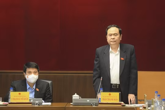 Tập trung phát triển kinh tế - xã hội vùng đồng bào dân tộc thiểu số và miền núi