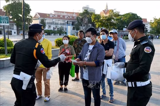 Có 13 người Việt Nam bị nhiễm Covid-19 trong đợt bùng phát dịch tại Campuchia