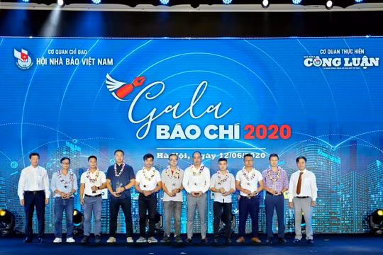 “Khoảnh khắc Báo chí 2020”: Kỳ vọng mùa giải mới