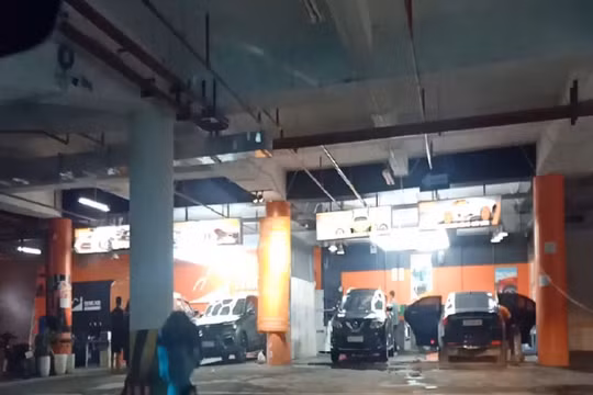 Bãi đỗ xe ngầm Mễ Trì Hạ "biến" thành khu dịch vụ, kho, xưởng, tiềm ẩn nguy cơ cháy nổ?
