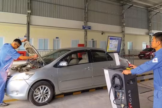 Xe ô tô trong khu vực bị cách ly, phong tỏa có thể được kiểm định tại chỗ