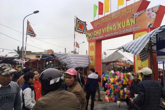 Dừng tổ chức chợ Viềng Nam Định "bán rủi, mua may" năm 2021
