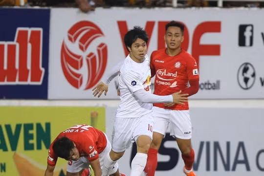 Truyền thông Indonesia chê Công Phượng, Xuân Trường