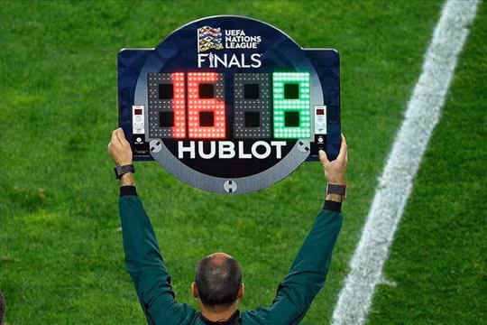 UEFA cho phép các đội bóng được thay 5 cầu thủ tại EURO 2020