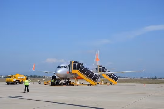 Bộ Giao thông ủng hộ dùng vốn xã hội hóa lập quy hoạch điều chỉnh sân bay Tuy Hòa