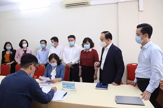 Hà Nội tiếp nhận 30 hồ sơ người tự ứng cử đại biểu Quốc hội khóa XV