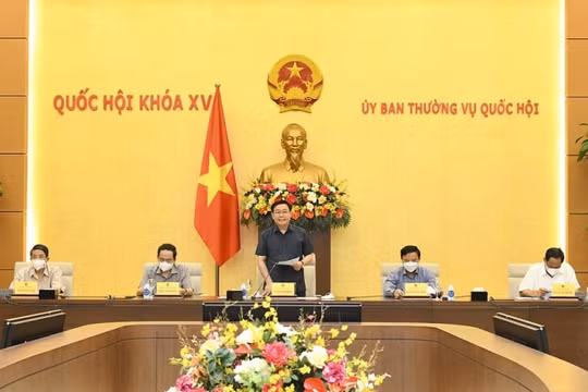 Đề cao trách nhiệm, siết chặt kỷ luật, kỷ cương trong xây dựng pháp luật