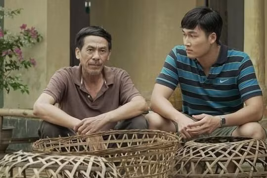 3 nghệ sĩ đóng vai ông bố khắc khổ trên phim nhưng sống viên mãn ngoài đời