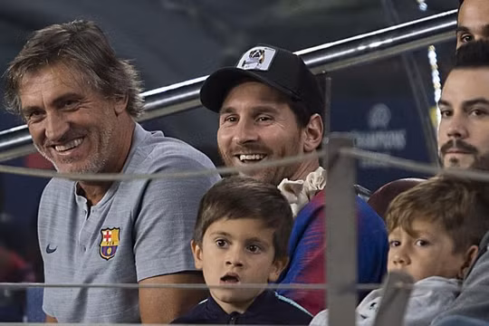 Người thân cận của Messi rời CLB Barca sau hơn 10 năm gắn bó