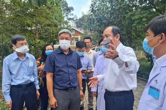 Thứ trưởng Nguyễn Trường Sơn làm Trưởng bộ phận thường trực chống dịch COVID-19 của Bộ Y tế tại TP HCM