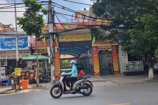 Khởi tố vụ án liên quan đến sai phạm thu, chi tại Trường THCS Ngô Quyền