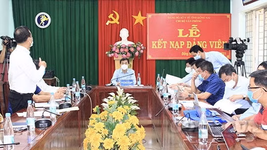 Đồng Nai cần nhanh chóng lập 100 giường điều trị bệnh nhân Covid-19 diễn biến nặng