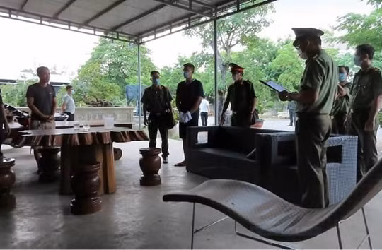 Tổ chức đánh bạc, trùm giang hồ ở Quảng Trị bị bắt