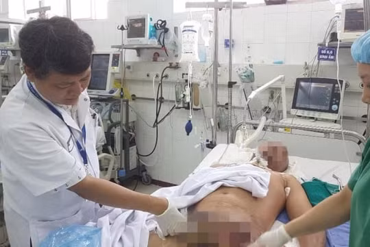 Thông tuyến bảo hiểm y tế: Không nên mở nửa vời!